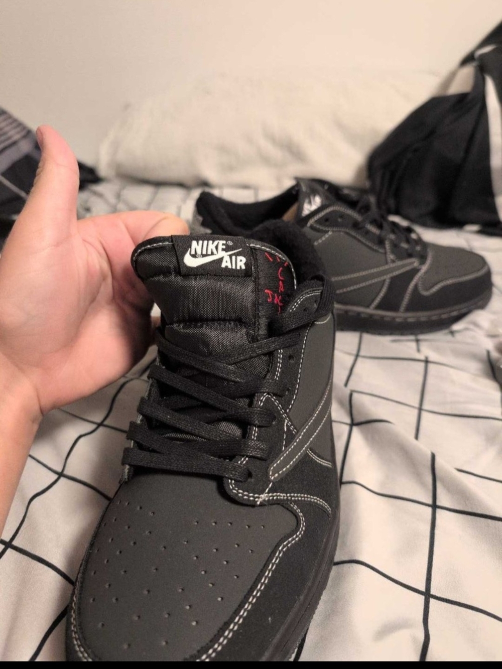 Men's Black Low-Top Casual Sneakers - Picture 4 of 10